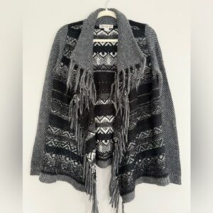 Women’s Boho Southwestern Style Fringe Gray, Black Cardigan Size Medium